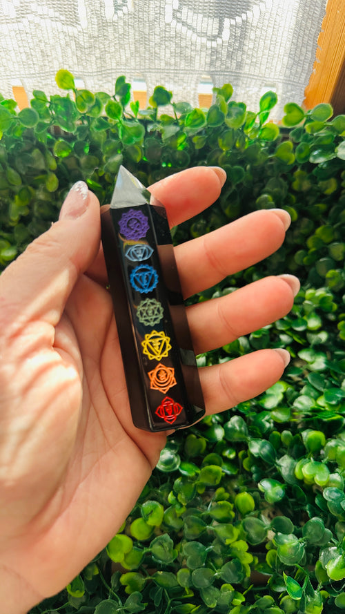 TORRE IN OSSIDIANA NERA • CHAKRA