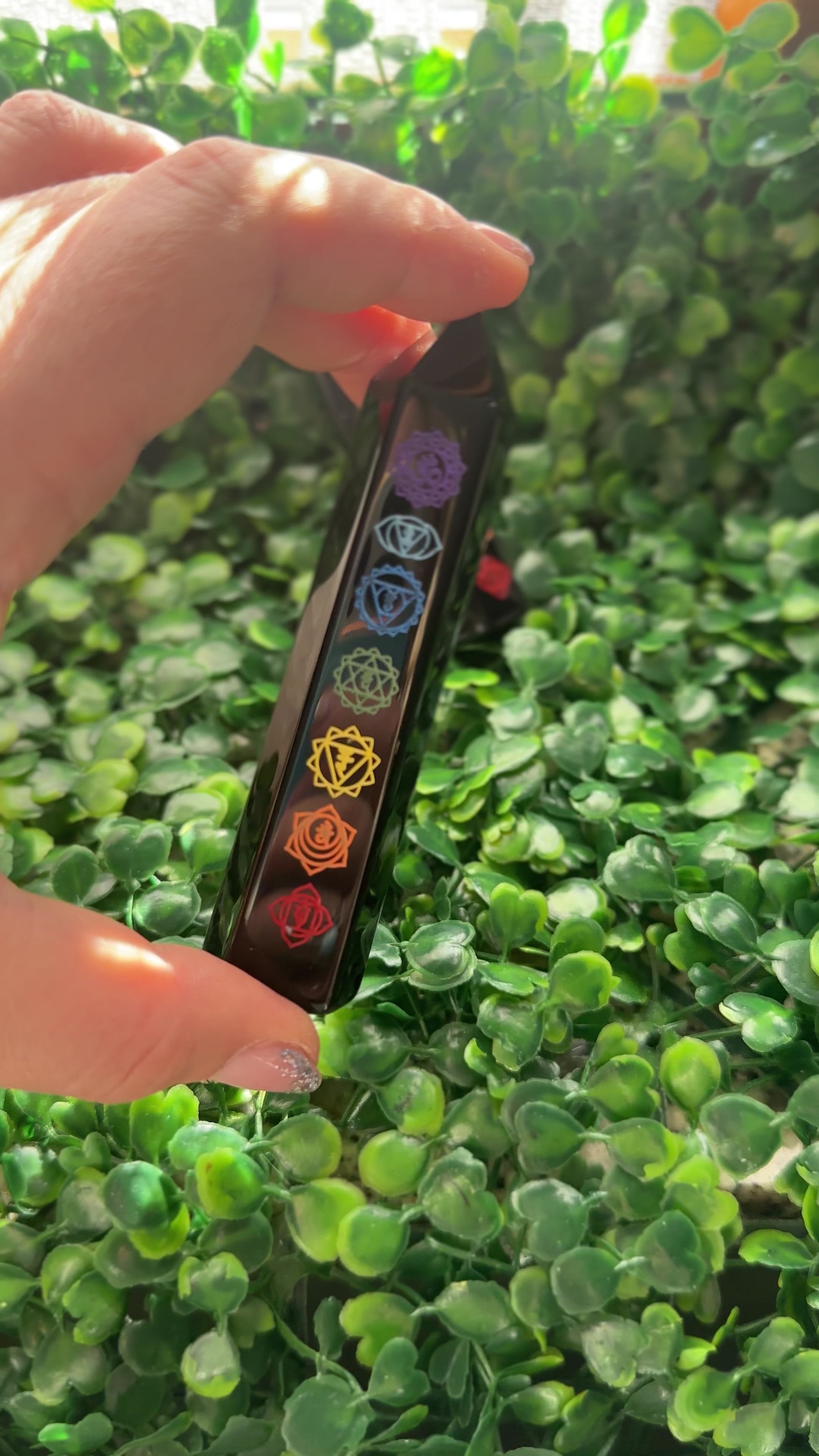 TORRE IN OSSIDIANA NERA • CHAKRA